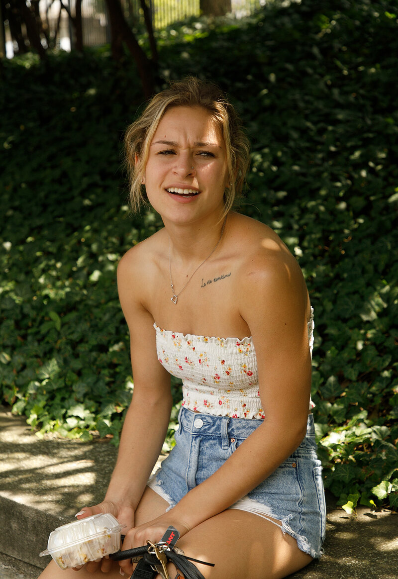 Евгения, 23 года, 5 размер груди